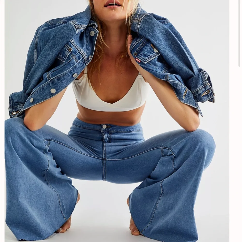 FREE PEOPLE Just Float On Wide Leg Denim Pant Jeans 26β Light Blue $78 EUC - Picture 6 of 16